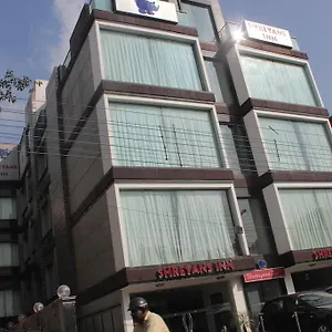 Hotel Shreyans, New Delhi