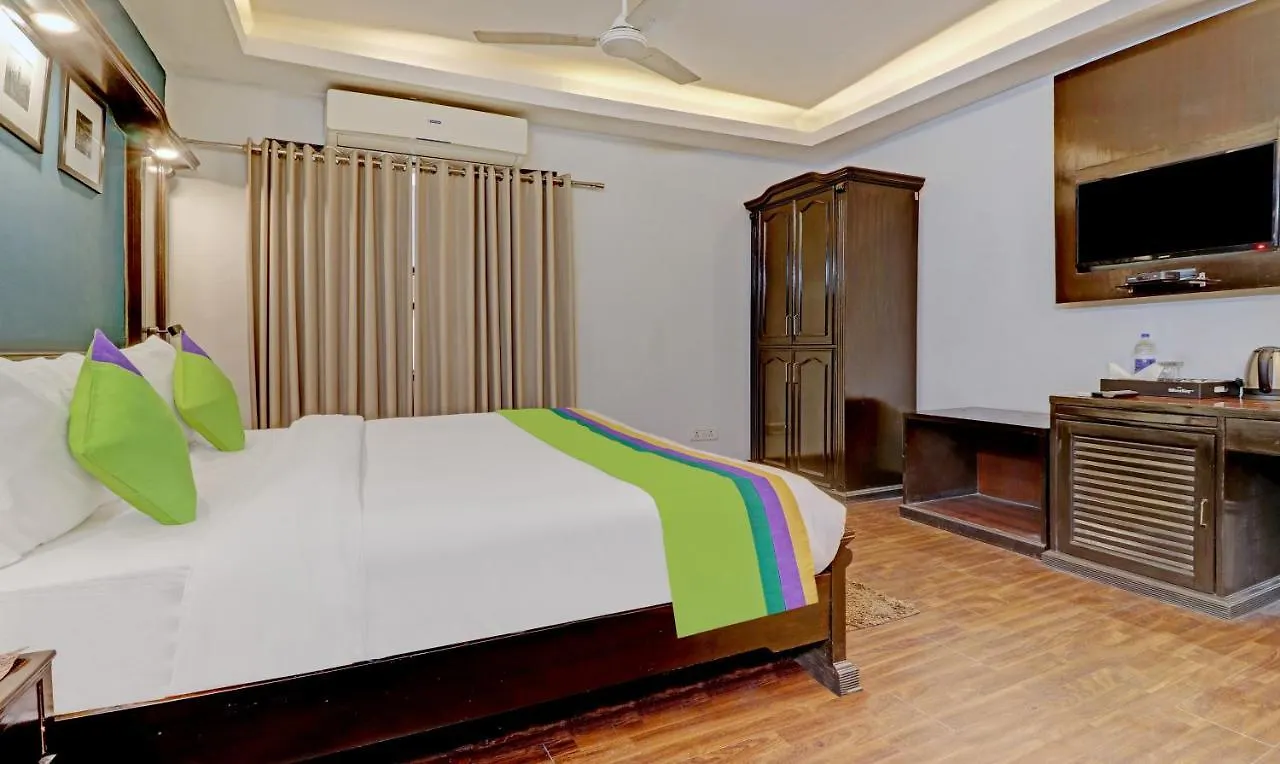 *** Hotel Treebo Trip Sentinel Suites Bikaji Cama New Delhi India